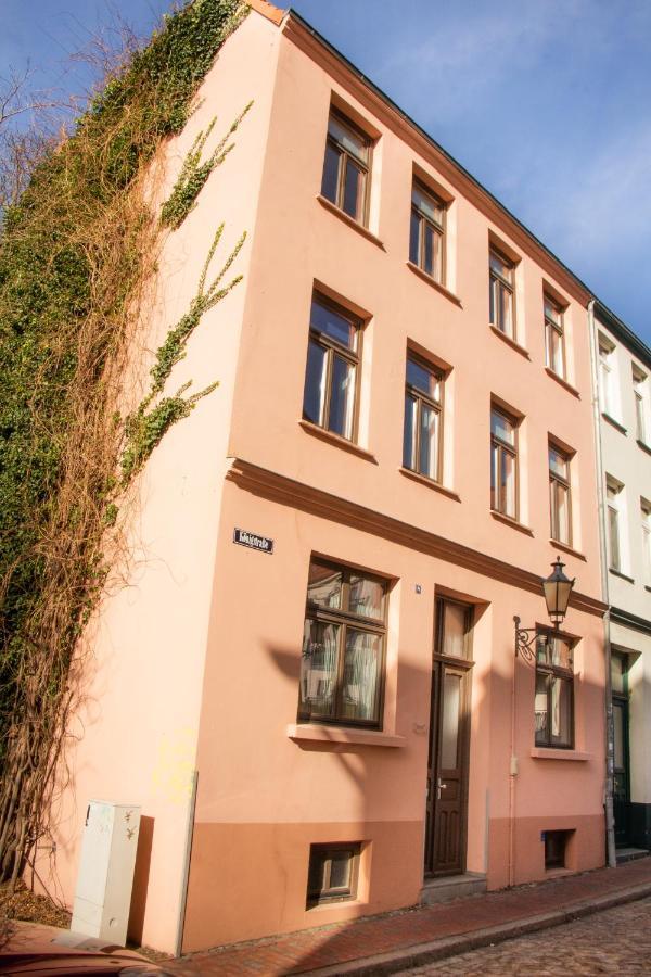 Ferienwohnung Am Alten Hafen Висмар Экстерьер фото